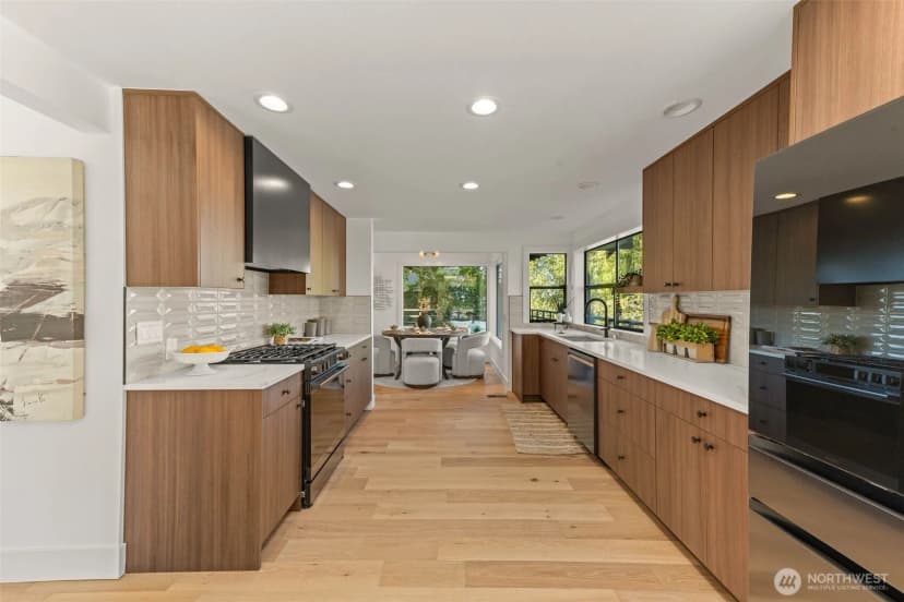 Property photo for 4234 Ne 89th Street, Seattle photo 10