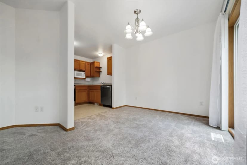 Property photo for 3617 186th Place Ne #4b, Arlington photo 7
