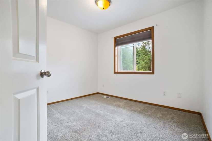 Property photo for 3617 186th Place Ne #4b, Arlington photo 27