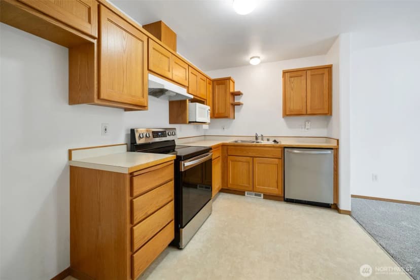 Property photo for 3617 186th Place Ne #4b, Arlington photo 8