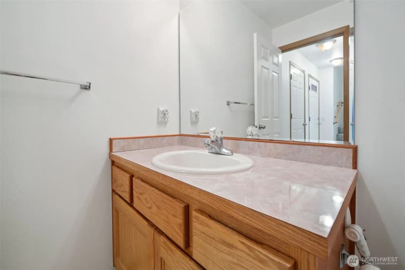 Property photo for 3617 186th Place Ne #4b, Arlington photo 15