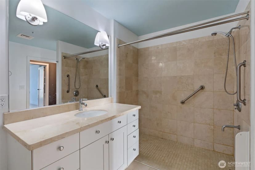 Property photo for 320 Washington Avenue #307, Bremerton photo 22