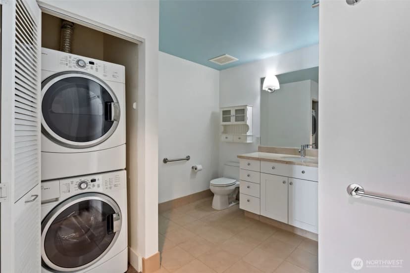 Property photo for 320 Washington Avenue #307, Bremerton photo 24