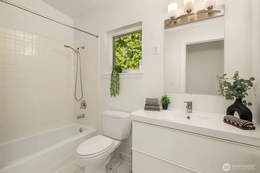Property photo for 9565 Ne Daniel Court, Bainbridge Island photo 30