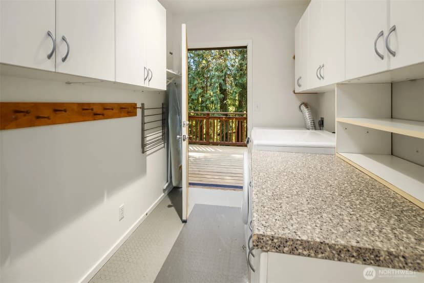 Property photo for 9565 Ne Daniel Court, Bainbridge Island photo 16