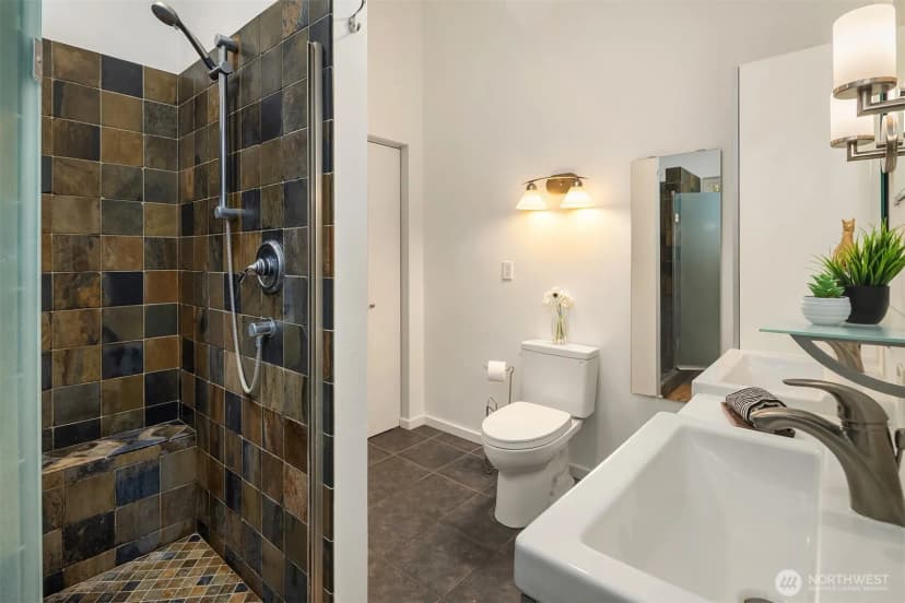 Property photo for 9565 Ne Daniel Court, Bainbridge Island photo 25