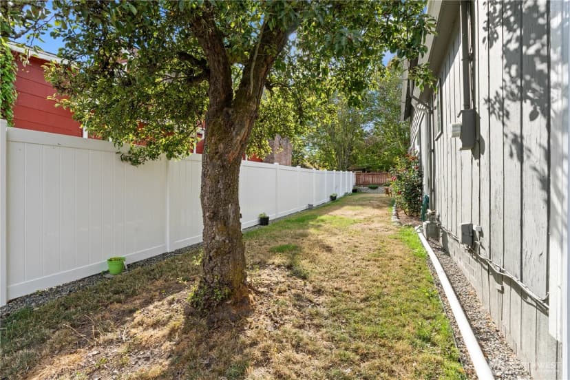 Property photo for 4121 S J Street, Tacoma photo 34