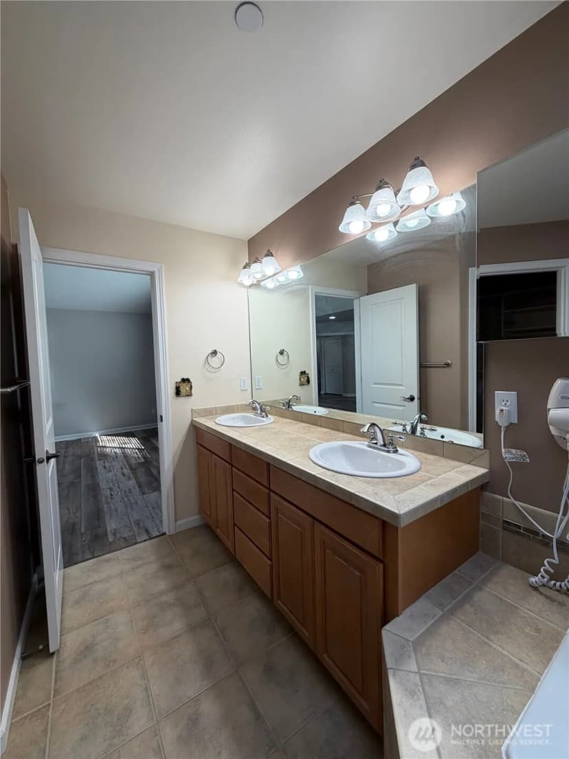 Property photo for 15309 57th Place W, Edmonds photo 29