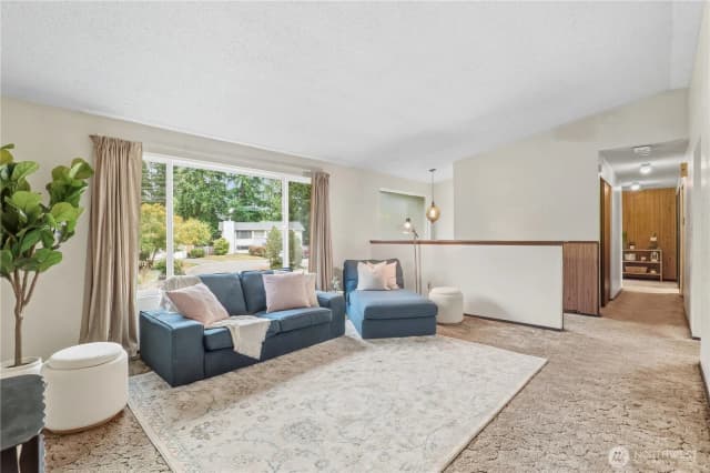 Property photo for 16916 29th Drive Se, Bothell photo 5