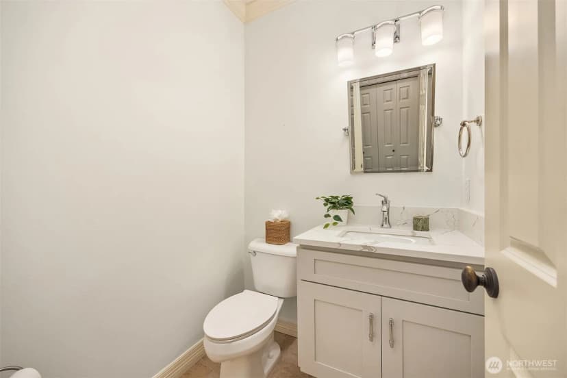 Property photo for 4963 162nd Place Se, Bellevue photo 11