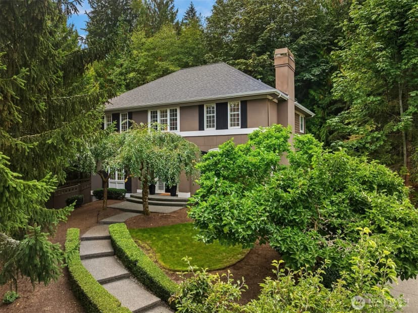 Property photo for 4963 162nd Place Se, Bellevue photo 2
