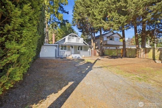 Property photo for 12243 16th Avenue S, Seattle photo 2