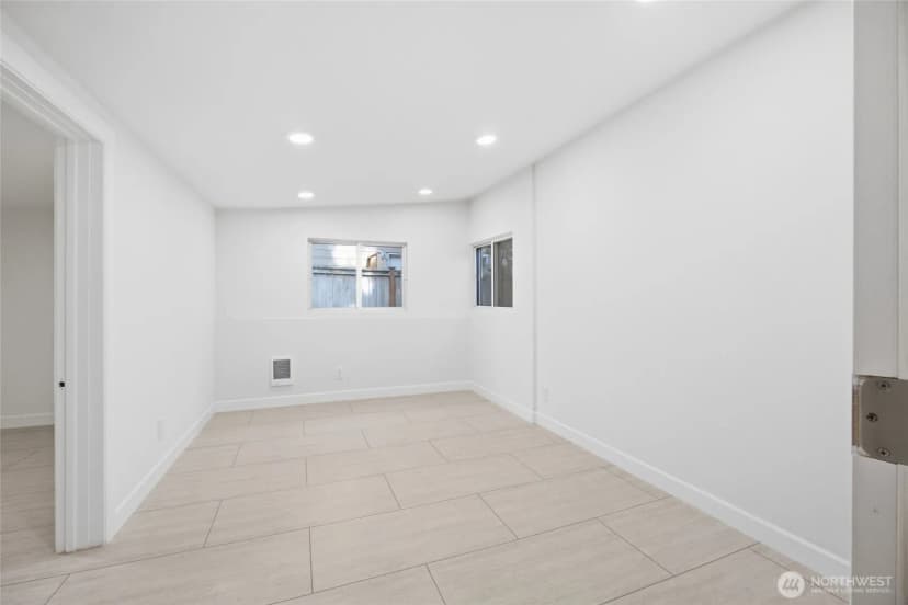 Property photo for 12243 16th Avenue S, Seattle photo 13