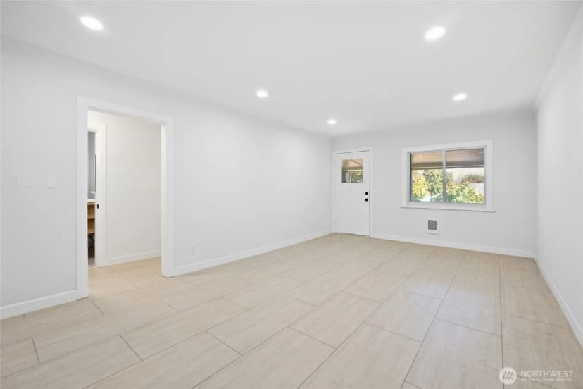 Property photo for 12243 16th Avenue S, Seattle photo 30