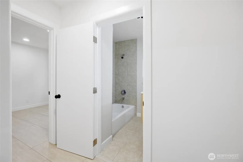 Property photo for 12243 16th Avenue S, Seattle photo 20