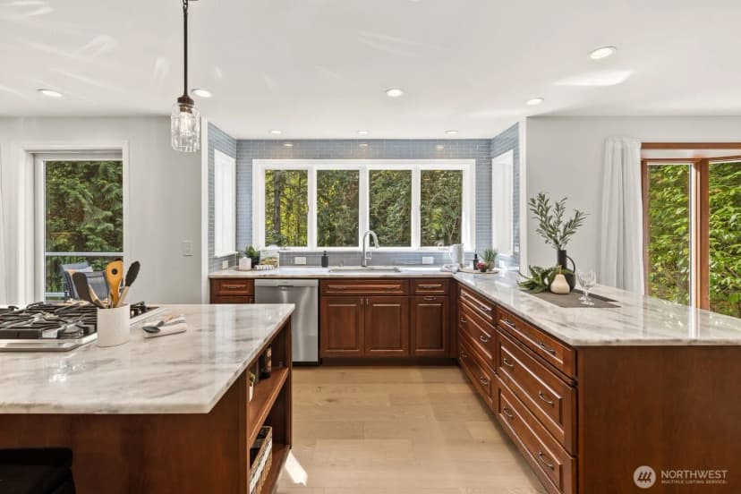 Property photo for 22109 Ne 21st Way, Sammamish photo 7