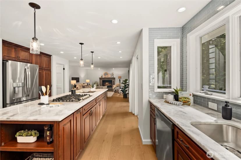 Property photo for 22109 Ne 21st Way, Sammamish photo 11