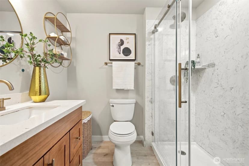 Property photo for 3860 Ne 41st Street, Seattle photo 14