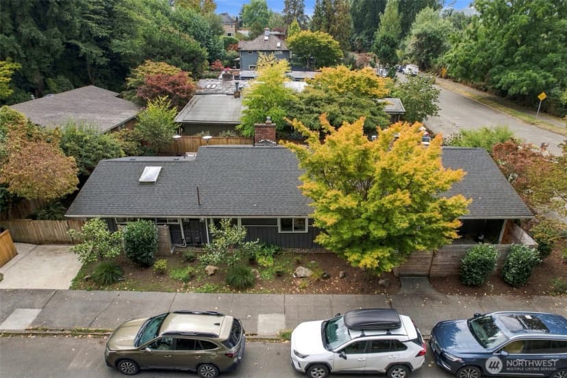 Property photo for 3860 Ne 41st Street, Seattle photo 38