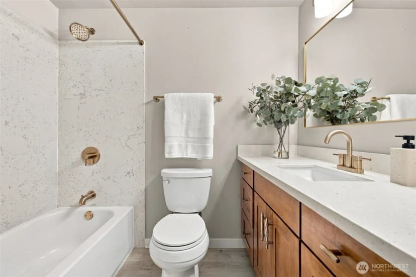Property photo for 3860 Ne 41st Street, Seattle photo 19