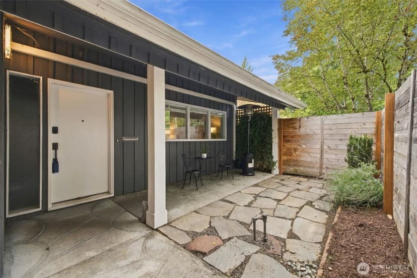 Property photo for 3860 Ne 41st Street, Seattle photo 35