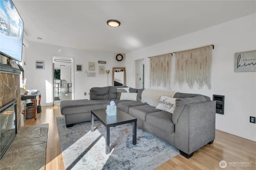 Property photo for 5506 S Sheridan Avenue, Tacoma photo 3