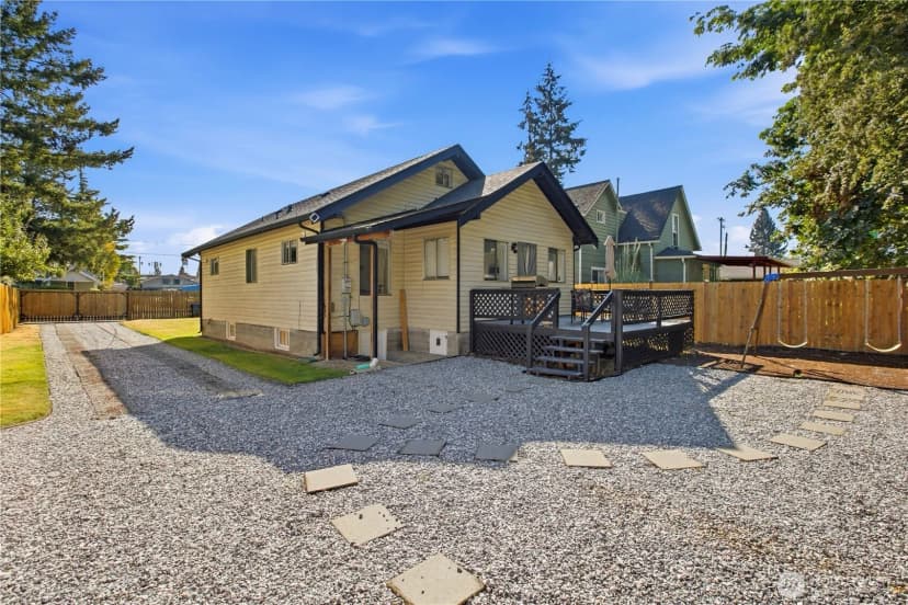 Property photo for 5506 S Sheridan Avenue, Tacoma photo 38