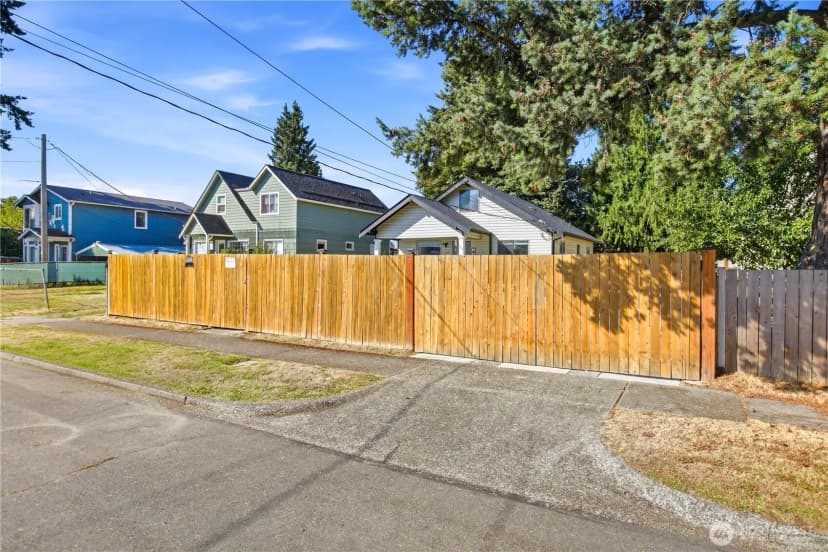 Property photo for 5506 S Sheridan Avenue, Tacoma photo 39