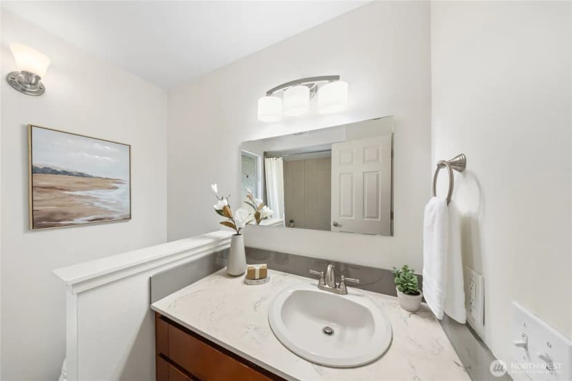 Property photo for 6215 122nd Avenue Se, Bellevue photo 20