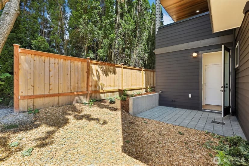 Property photo for 1516 Ne 147th Street, Shoreline photo 32
