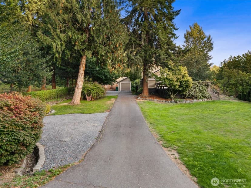 Property photo for 1228 S Lake Stickney Drive, Lynnwood photo 35