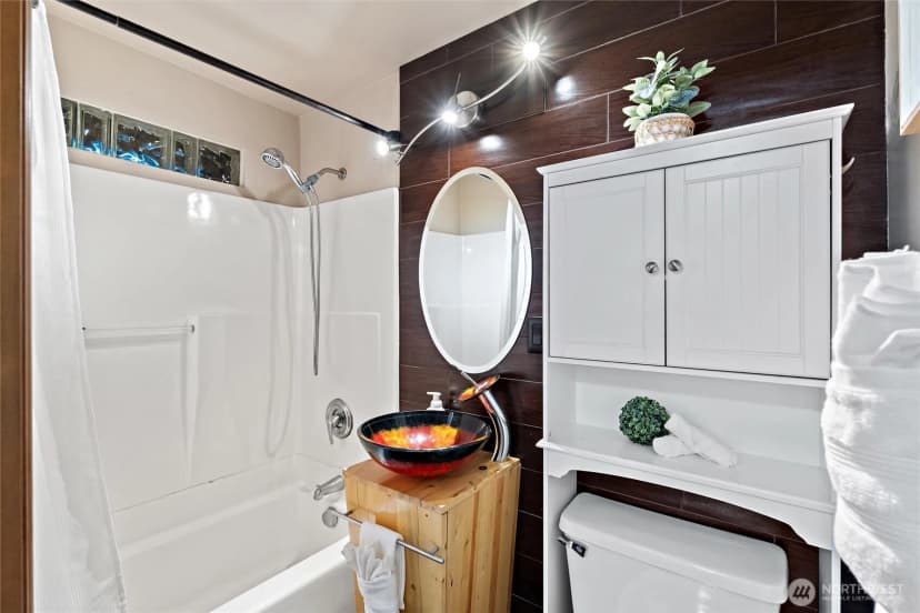 Property photo for 1228 S Lake Stickney Drive, Lynnwood photo 22