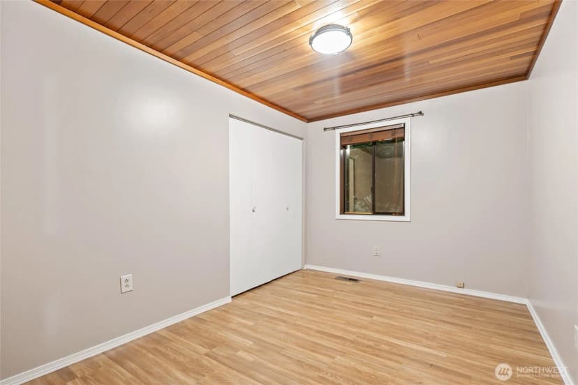 Property photo for 1228 S Lake Stickney Drive, Lynnwood photo 21
