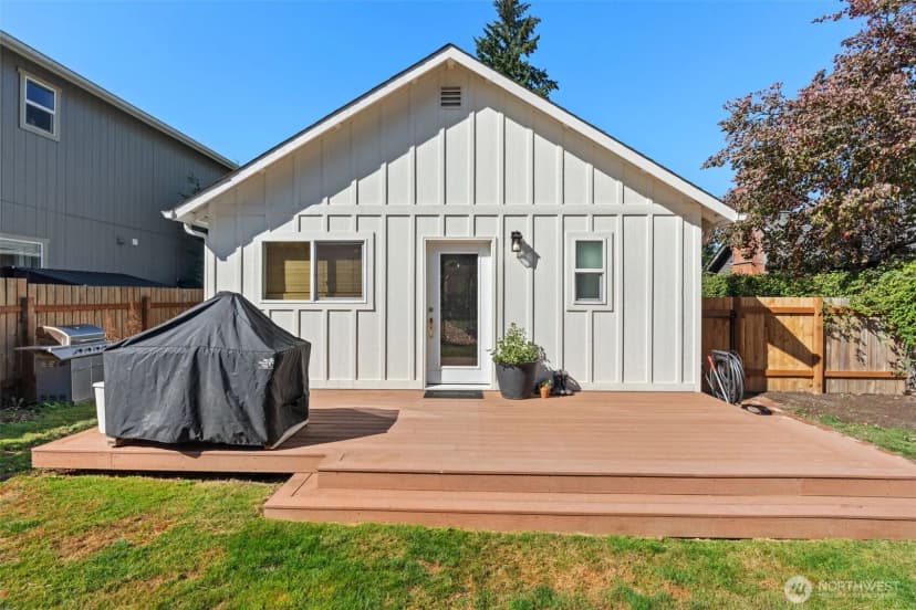 Property photo for 1310 N Montgomery Avenue, Bremerton photo 24
