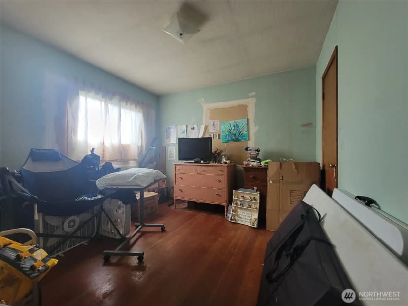 Property photo for 3460 Forest Drive Ne, Bremerton photo 17