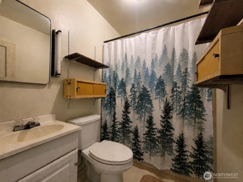Property photo for 3460 Forest Drive Ne, Bremerton photo 19