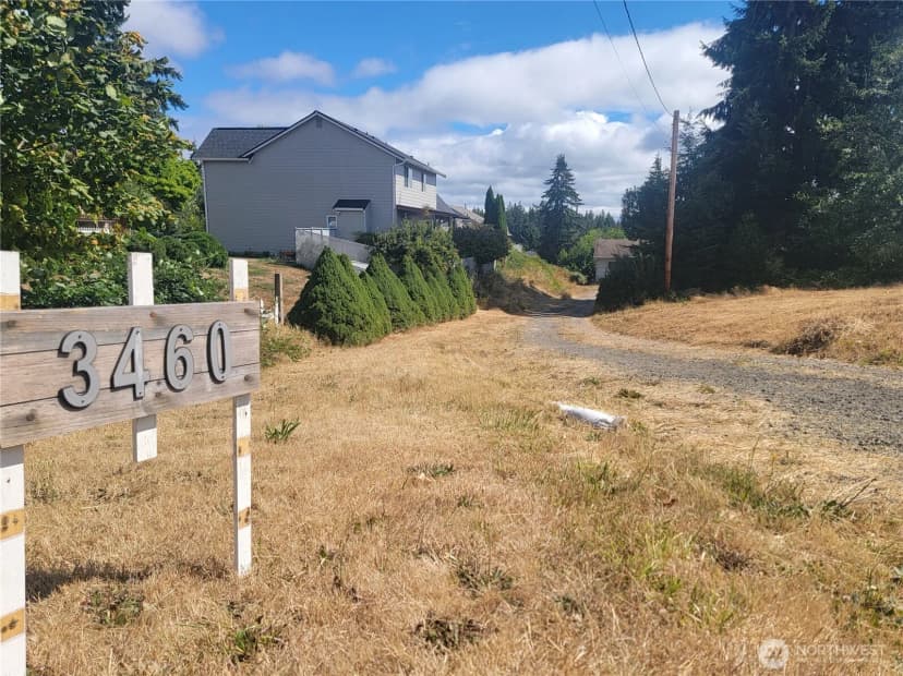 Property photo for 3460 Forest Drive Ne, Bremerton photo 4