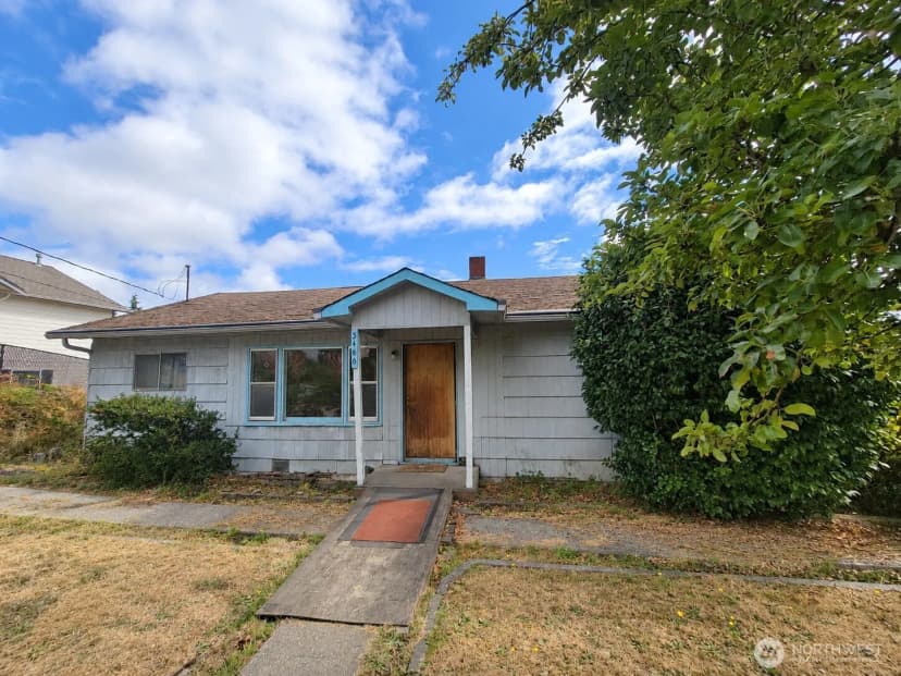 Property photo for 3460 Forest Drive Ne, Bremerton photo 3