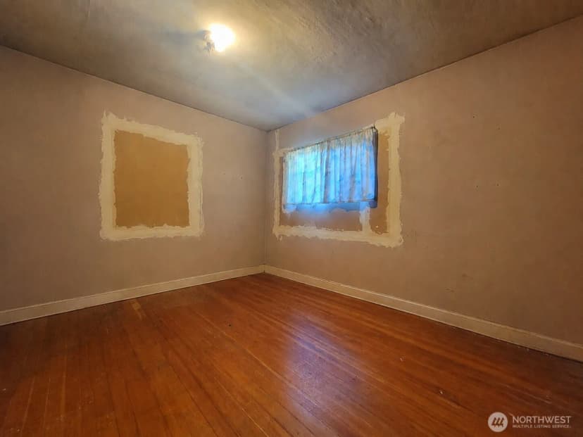 Property photo for 3460 Forest Drive Ne, Bremerton photo 16