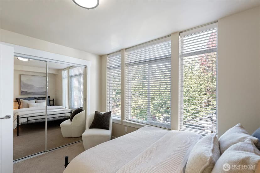 Property photo for 414 Ne 73rd Street, Seattle photo 12