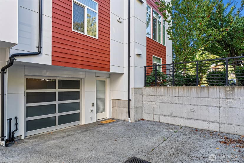 Property photo for 414 Ne 73rd Street, Seattle photo 30