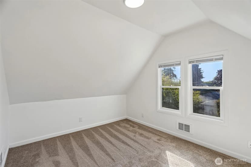Property photo for 6558 16th Avenue Nw, Seattle photo 18