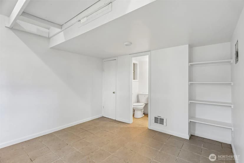 Property photo for 6558 16th Avenue Nw, Seattle photo 21