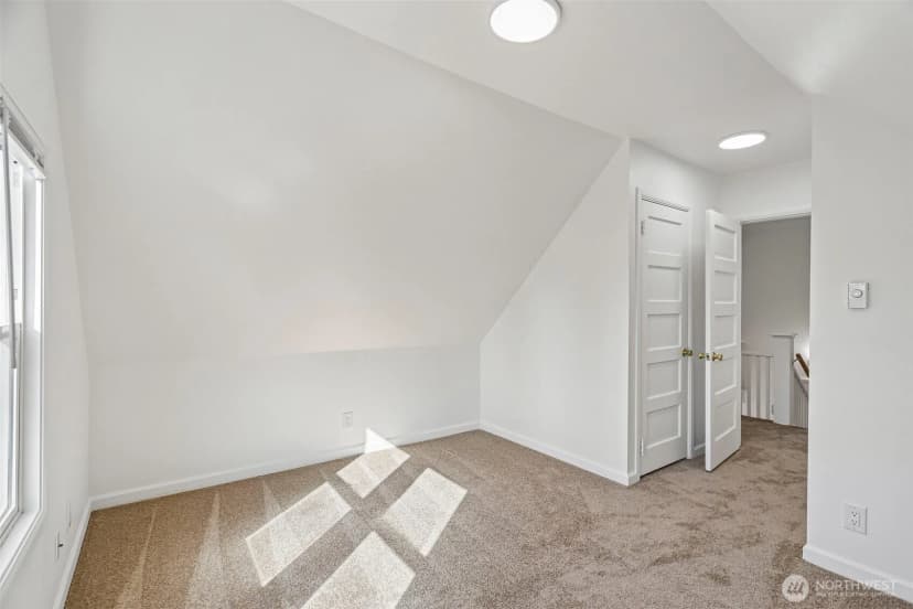 Property photo for 6558 16th Avenue Nw, Seattle photo 17