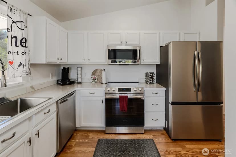 Property photo for 559 Algona Boulevard N, Algona photo 17