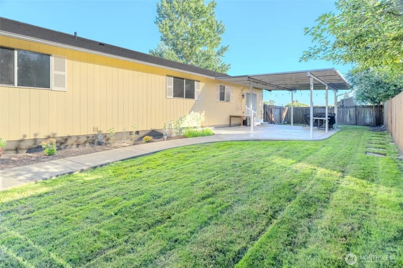 Property photo for 559 Algona Boulevard N, Algona photo 30