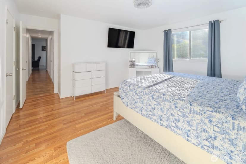 Property photo for 559 Algona Boulevard N, Algona photo 18