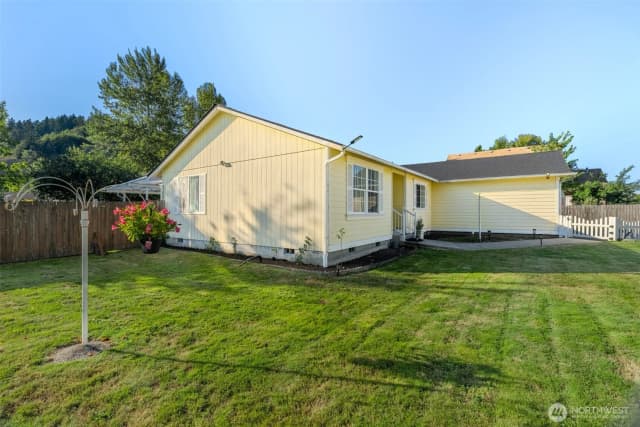 Property photo for 559 Algona Boulevard N, Algona photo 4