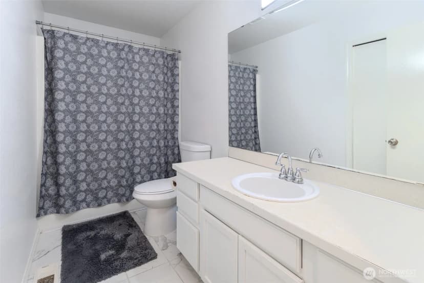 Property photo for 559 Algona Boulevard N, Algona photo 23