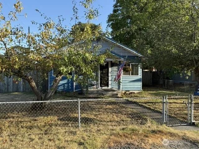 Property photo for 4802 S American Lake Boulevard, Tacoma